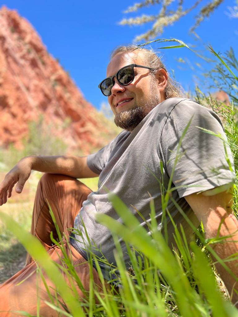 Meet Robert Ennis Bold Journey Magazine