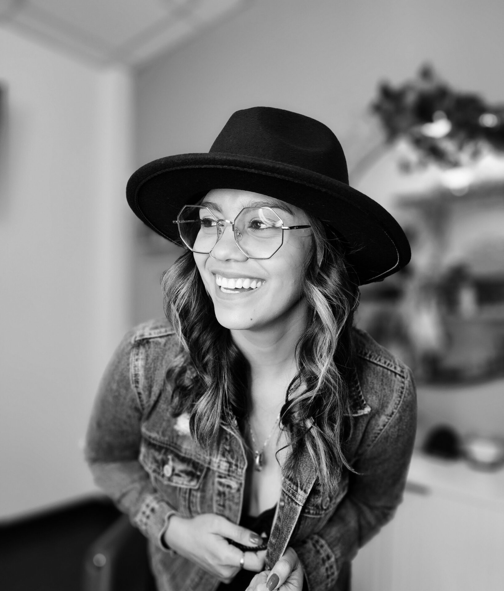 Jasmin Trabucco'S Bold New Look - 4sqrohl