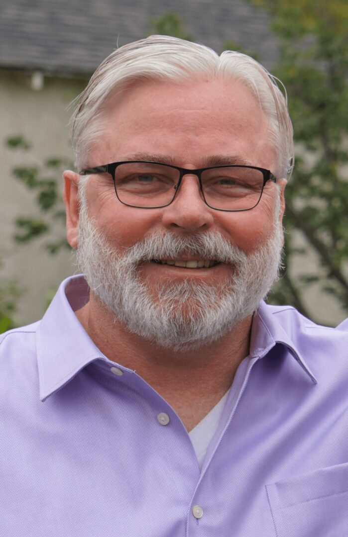Meet Chris Holmes