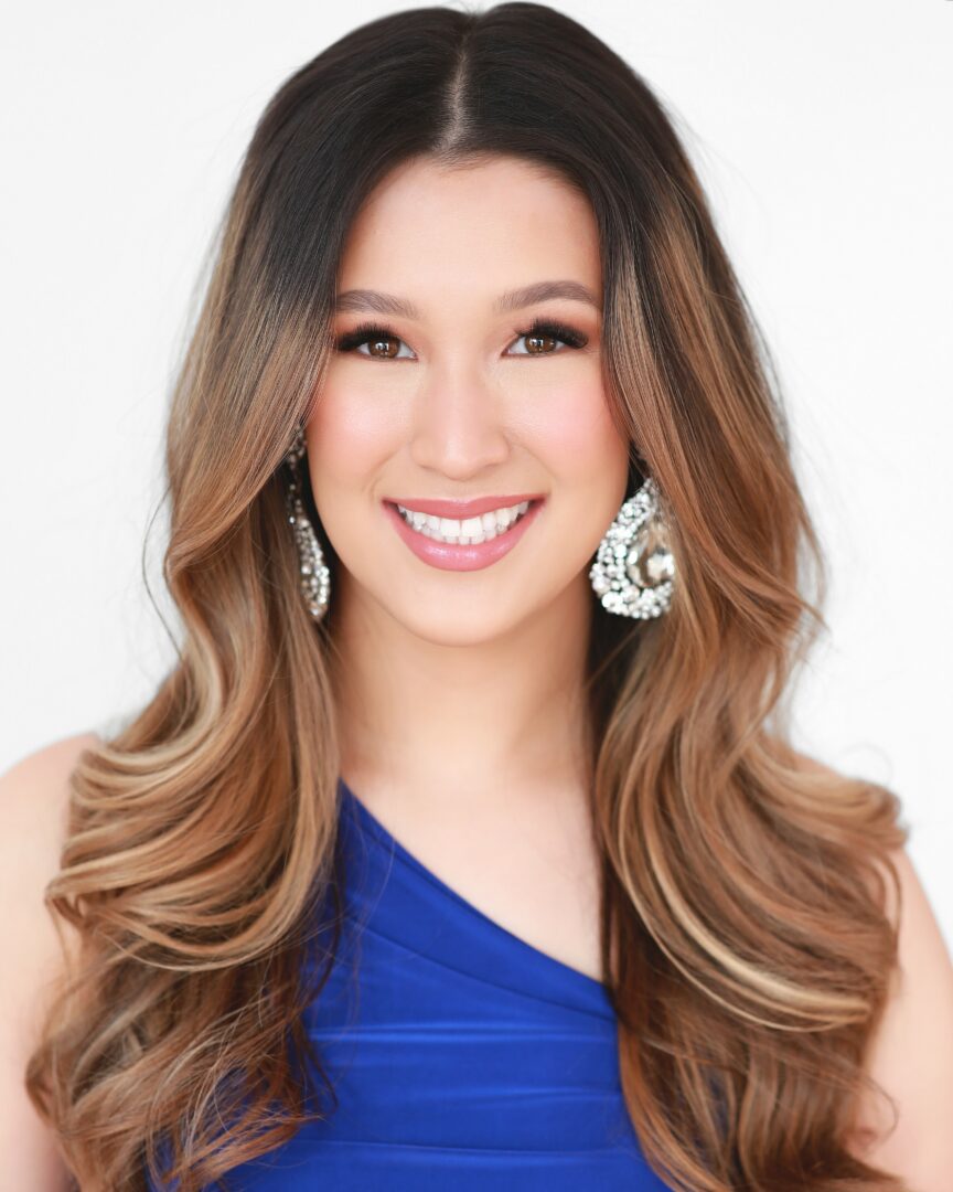 Meet Hana Altenburg – Bold Journey Magazine