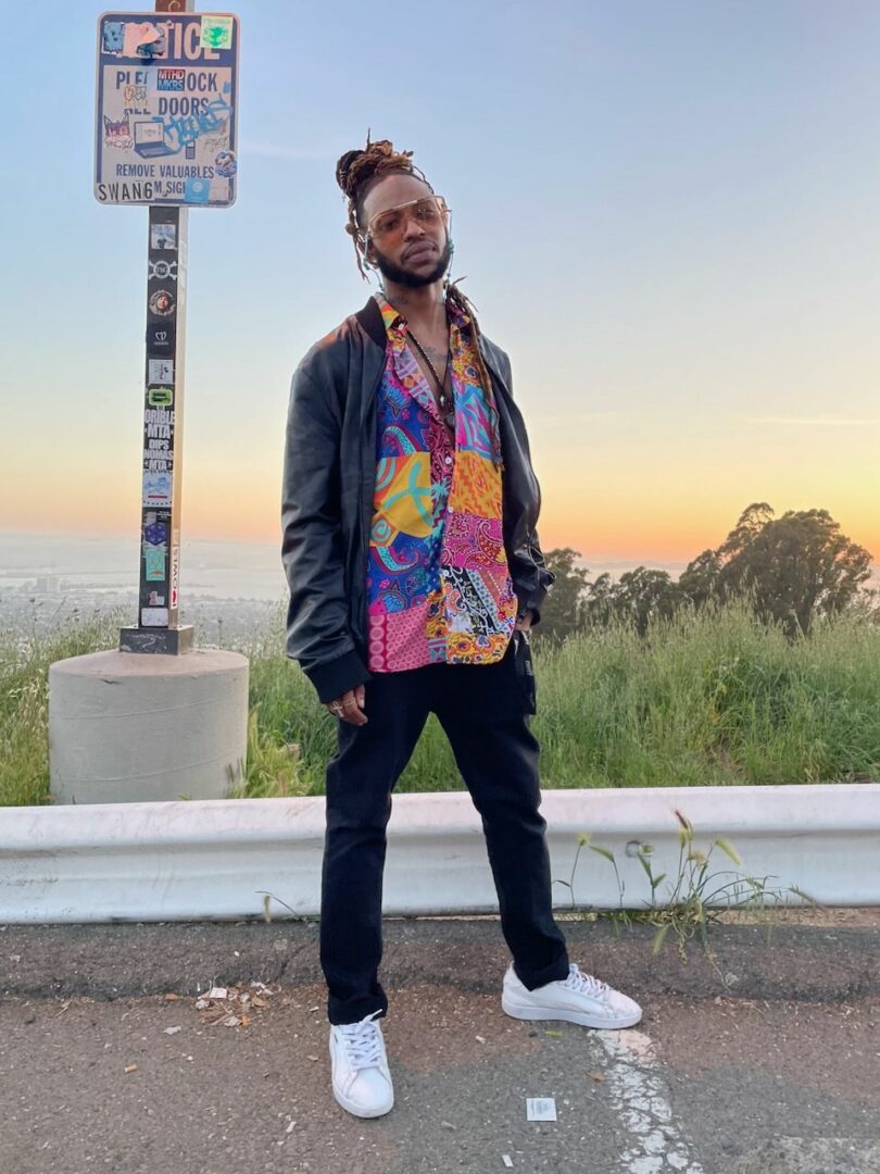 Meet Sie Savage Chambers