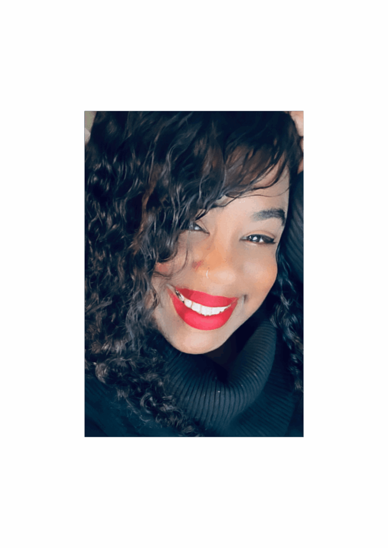 Meet Michelle  Daniels-holloway