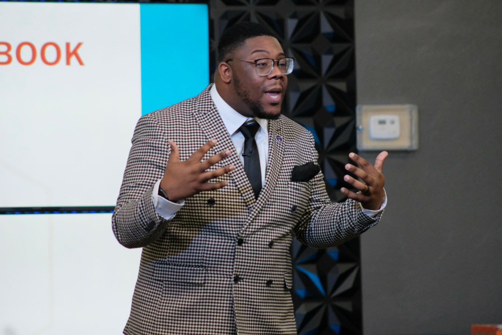 Meet Dr. Dwayne  Whitehead