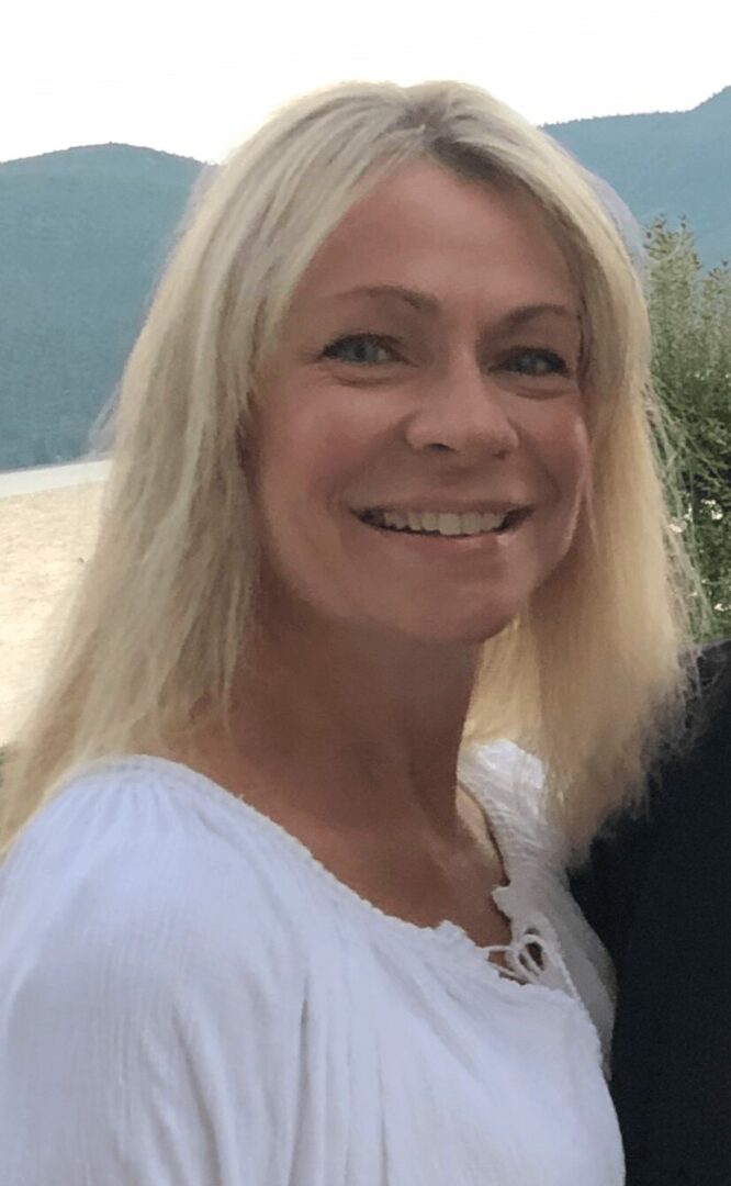 Meet Joanne Vallarella