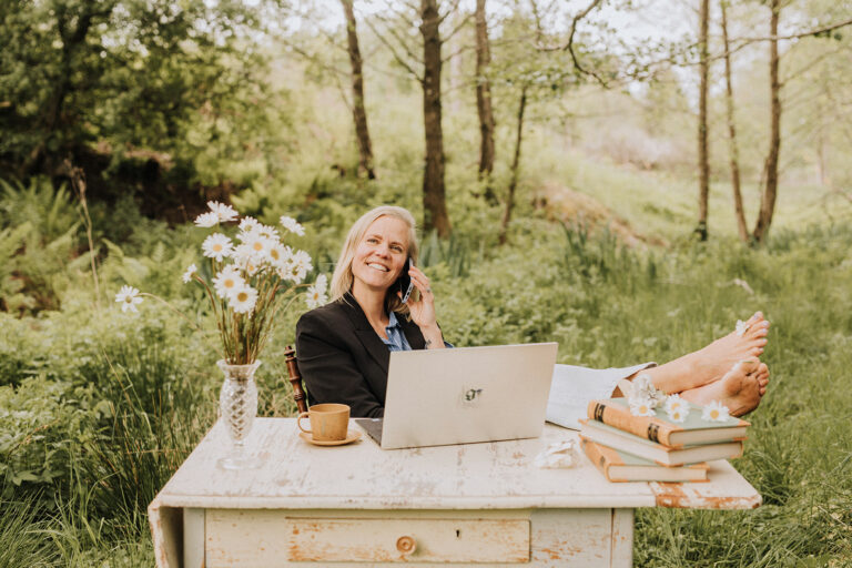 Developing the Power of Connection by Communicating Effectively